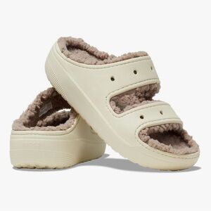 CROCS Unisex Classic Cozzzy Platform Sandals Fleece Lined Wedge W8/M6